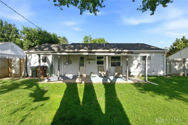 166 Dellwood Drive, Fairborn, OH 45324