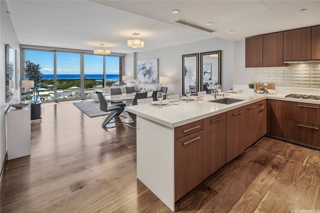 1555 Kapiolani Boulevard 1300, Honolulu, HI 96814