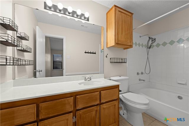 307 Wagontrain Circle, Copperas Cove, TX 76522
