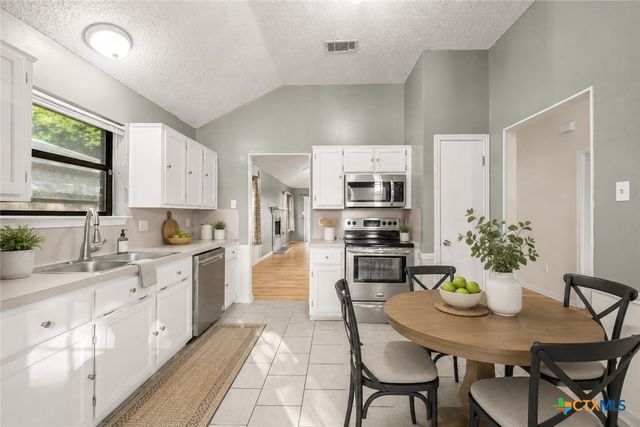307 Wagontrain Circle, Copperas Cove, TX 76522
