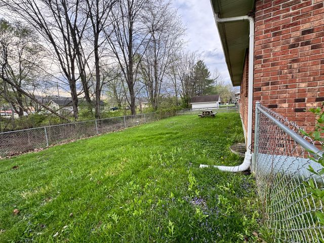 809 Boone Place, Morehead, KY 40351