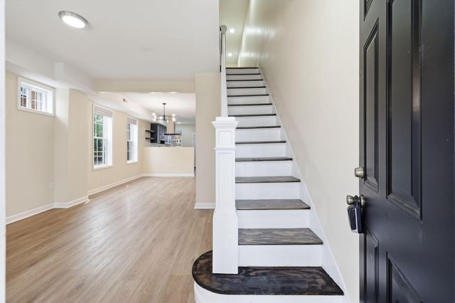 245 N MONASTERY AVE, Baltimore, MD 21229