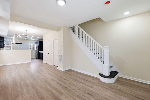 245 N MONASTERY AVE, Baltimore, MD 21229