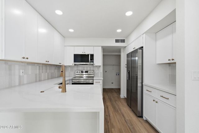 11011 N 92ND Street 1098, Scottsdale, AZ 85260