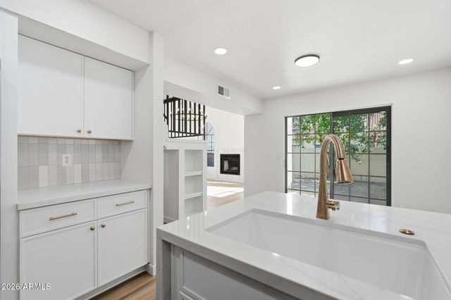 11011 N 92ND Street 1098, Scottsdale, AZ 85260