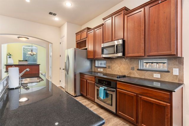 2476 Deer Run, Lewisville, TX 75067