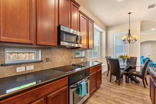 2476 Deer Run, Lewisville, TX 75067