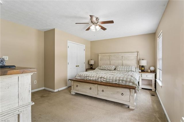 22 Scotland RD, Hampton, VA 23663