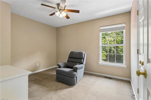 22 Scotland RD, Hampton, VA 23663