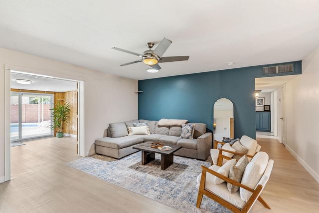 2234 N 74th Way, Scottsdale, AZ 85257