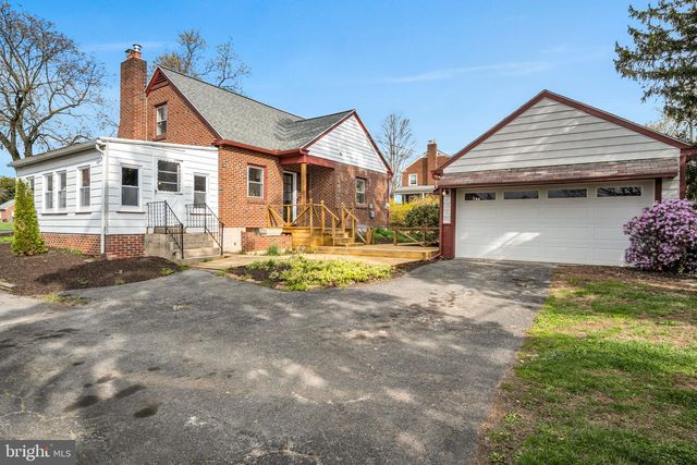 739 PEARL AVE, Manheim, PA 17545