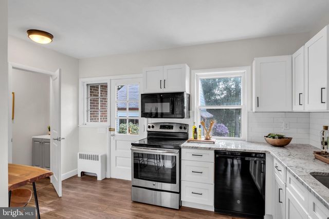 739 PEARL AVE, Manheim, PA 17545