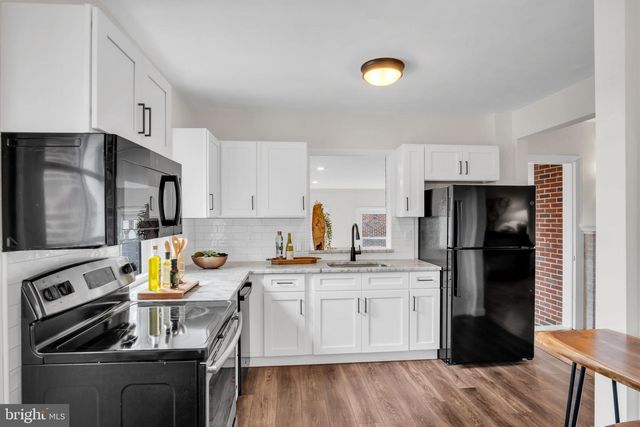 739 PEARL AVE, Manheim, PA 17545