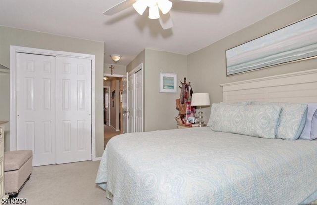 302 Mark Twain Way, Mahwah Twp., NJ 07430