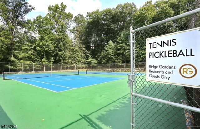 302 Mark Twain Way, Mahwah Twp., NJ 07430