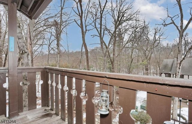 302 Mark Twain Way, Mahwah Twp., NJ 07430