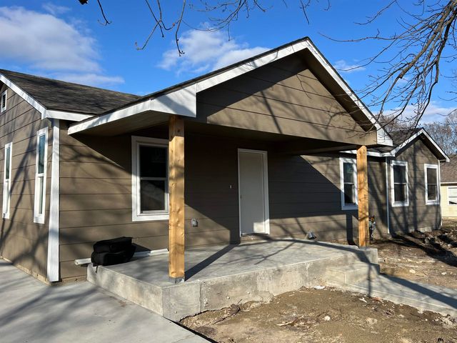 426 E Clark, Augusta, KS 67010