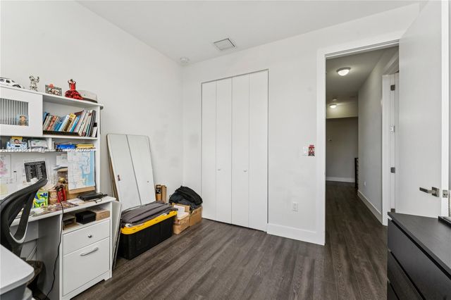 909 NE 16th Ter 4, Fort Lauderdale, FL 33304