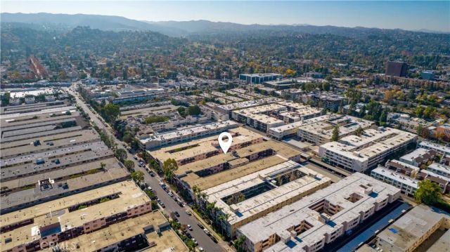 5403 Newcastle Avenue 12, Encino, CA 91316