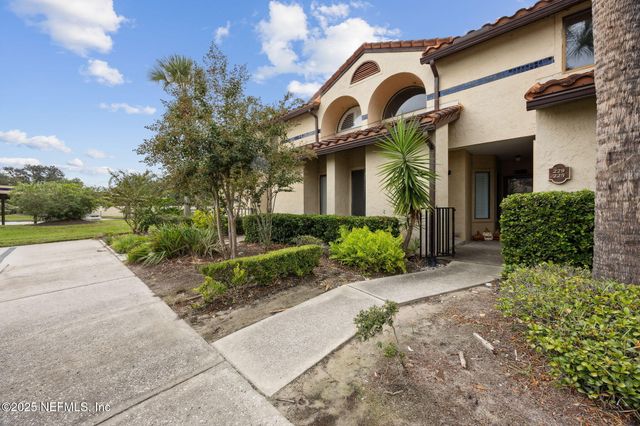 3809 LAVISTA Circle, 229, Jacksonville, FL 32217