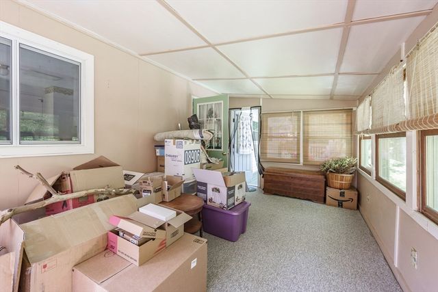 121 East Street, Southampton, MA 01073