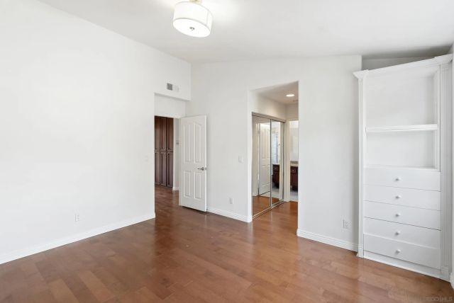 5123 Renaissance Ave C, San Diego, CA 92122