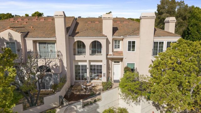 5123 Renaissance Ave C, San Diego, CA 92122