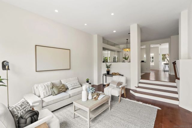 5123 Renaissance Ave C, San Diego, CA 92122