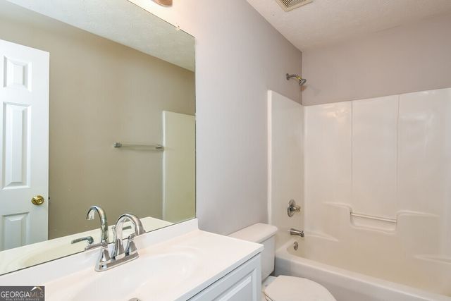 3082 Sentinel Circle, Lawrenceville, GA 30043