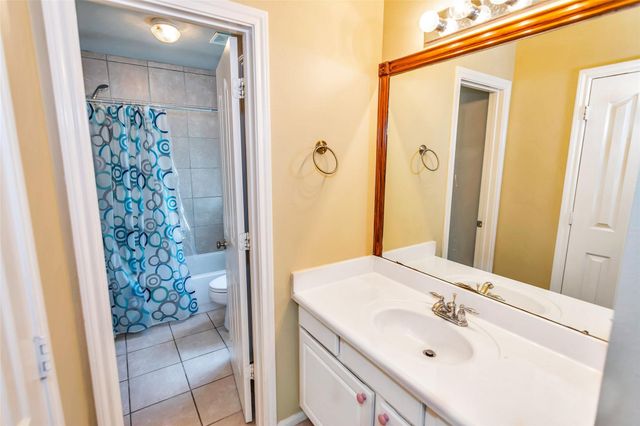 13506 Schumann Trail, Sugar Land, TX 77498