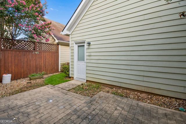 1668 Habershal Road 28, Atlanta, GA 30318