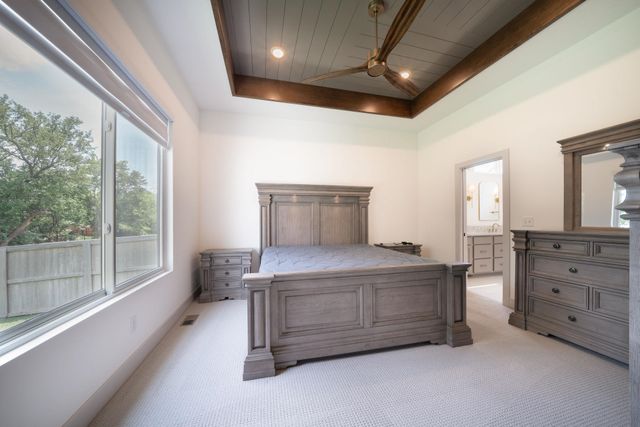 2536 N Emerald Ct, Andover, KS 67002