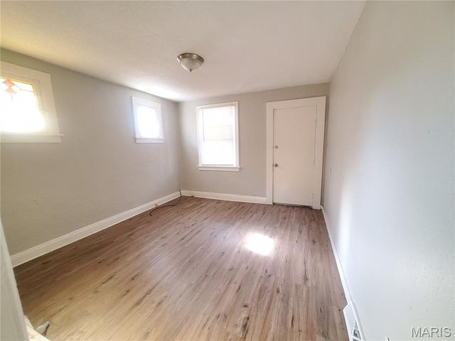 8340 Eton Place, Jennings, MO 63136