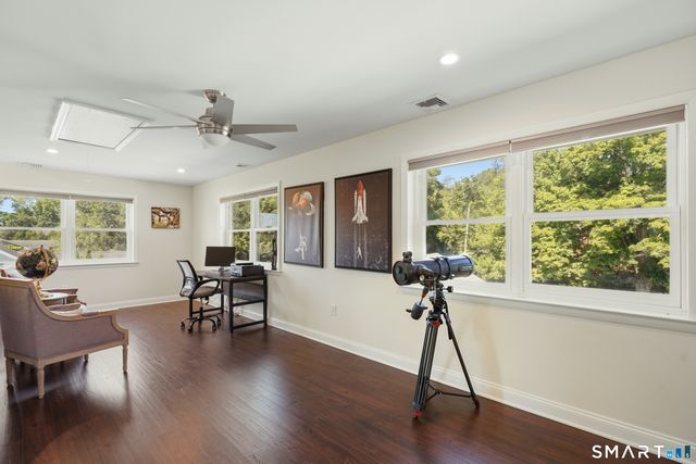 516 Stillwater Road, Stamford, CT 06902