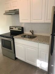 2600 NE 205th St 2, Miami, FL 33180