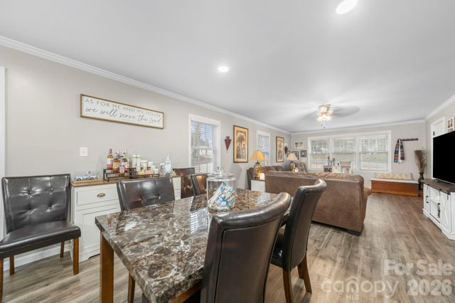 211 E Ohio Avenue, Bessemer City, NC 28016