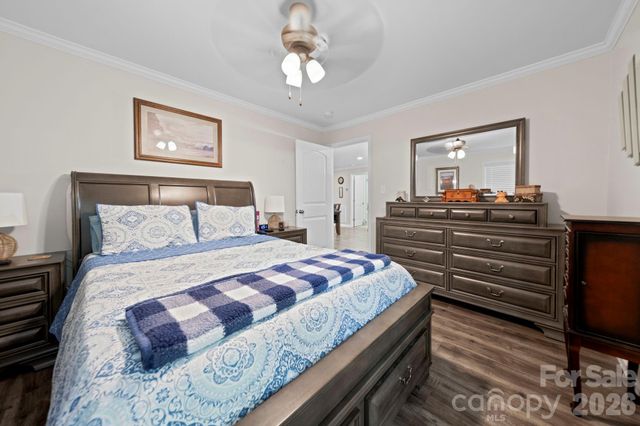 211 E Ohio Avenue, Bessemer City, NC 28016