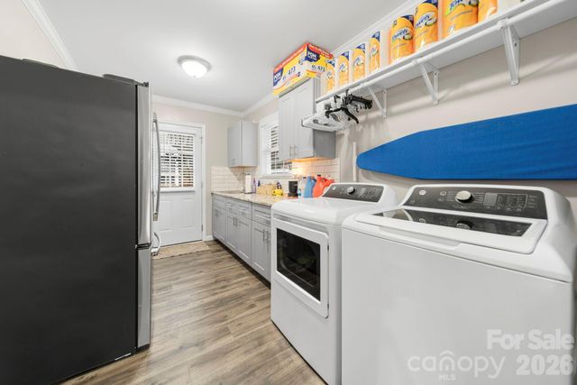 211 E Ohio Avenue, Bessemer City, NC 28016