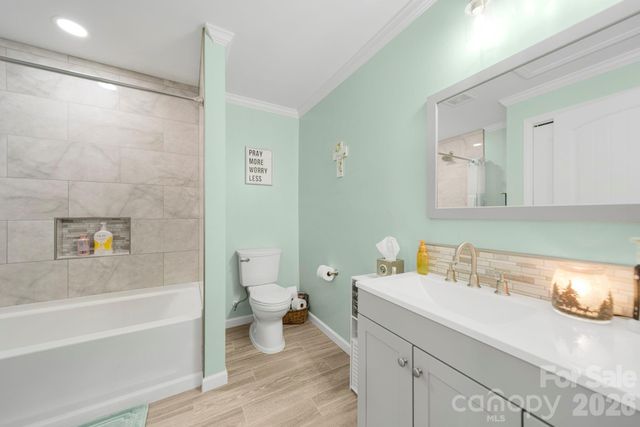 211 E Ohio Avenue, Bessemer City, NC 28016