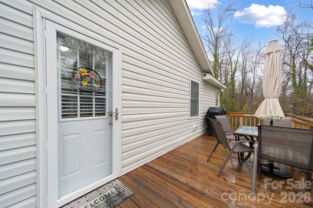 211 E Ohio Avenue, Bessemer City, NC 28016