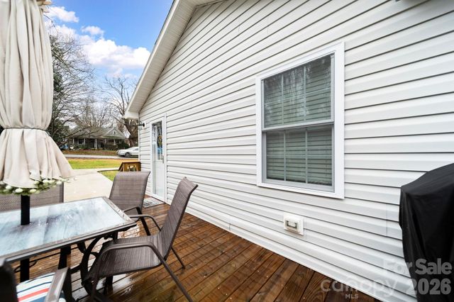 211 E Ohio Avenue, Bessemer City, NC 28016