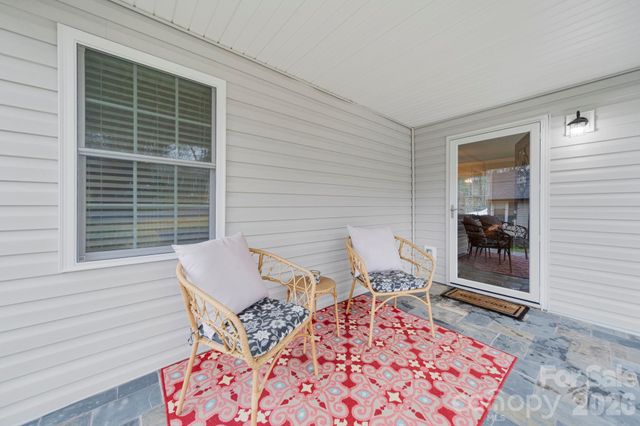 211 E Ohio Avenue, Bessemer City, NC 28016