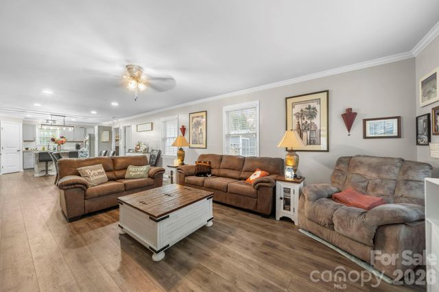 211 E Ohio Avenue, Bessemer City, NC 28016