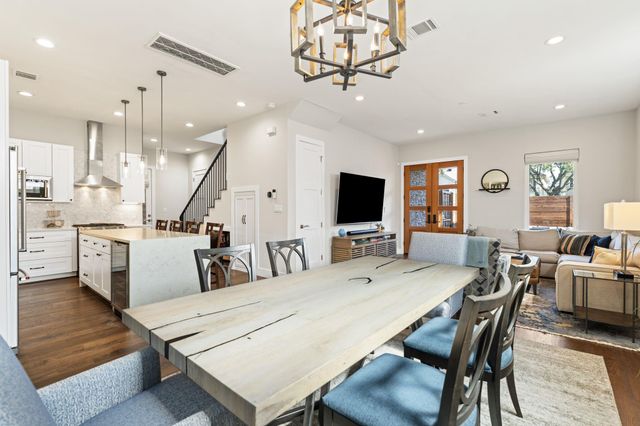 807 Nicholson Street, Houston, TX 77007