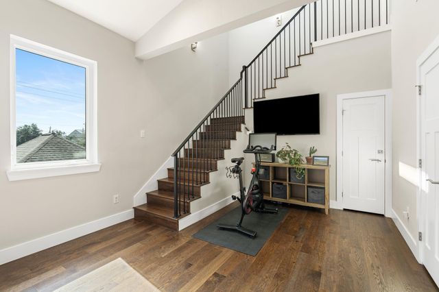 807 Nicholson Street, Houston, TX 77007