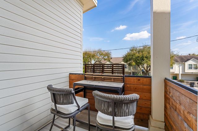 807 Nicholson Street, Houston, TX 77007