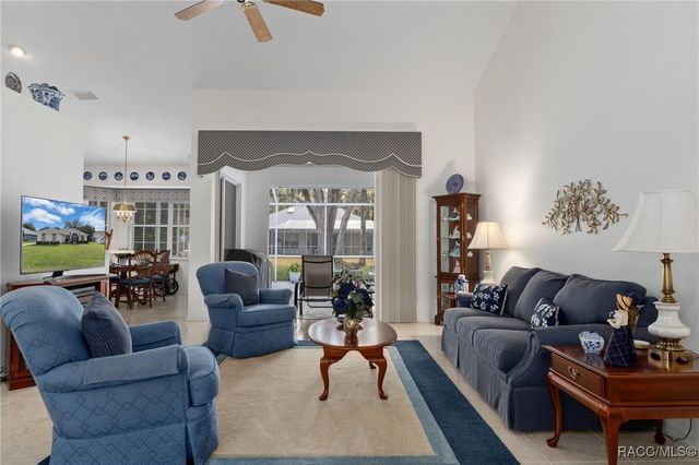 2786 N Canterbury Lake Drive, Hernando, FL 34442