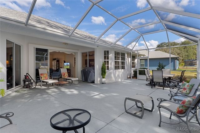 2786 N Canterbury Lake Drive, Hernando, FL 34442