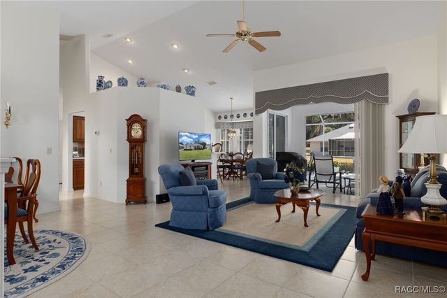 2786 N Canterbury Lake Drive, Hernando, FL 34442