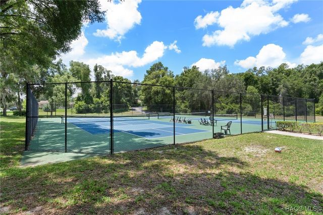 2786 N Canterbury Lake Drive, Hernando, FL 34442